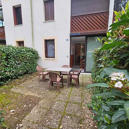 Apartment T2 En Rez-de-jardin, Terrasse, A 300m De La Plage, Parking, Environnement Calme Et Boise - Fr-1-550-71